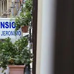 Гостьовий будинок San Jeronimo Сан-Себастьян